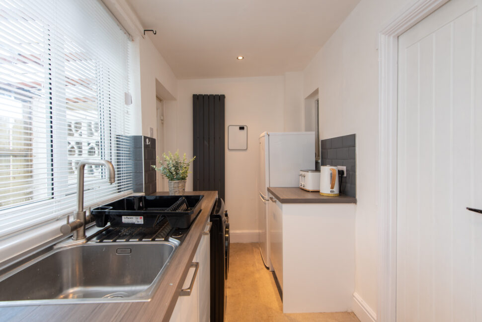 Short term rental - fully equipped kitchen